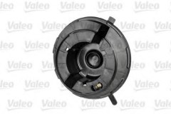 Вентилятор 698809 для VW GOLF V (1K1) 2.0 SDI 2004-2008, код двигателя BDK, V см3 1968, кВт 55, л.с. 75, Дизель, Valeo 698809